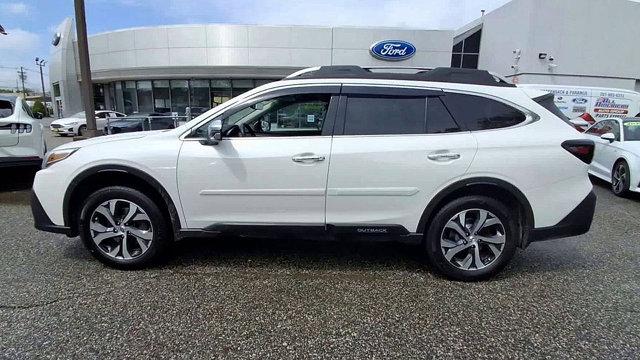Photo of 2022 Crystal White Pearl Subaru Outback