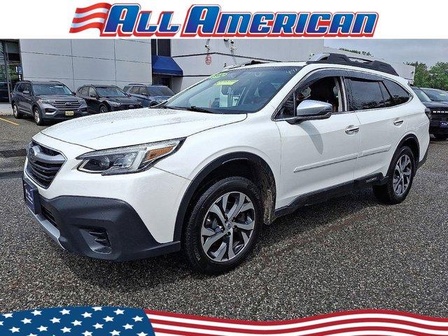 Photo of 2022 Crystal White Pearl Subaru Outback