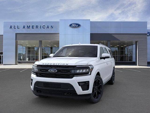 Photo of 2024 STAR WHITE MET TRI-COAT Ford Expedition