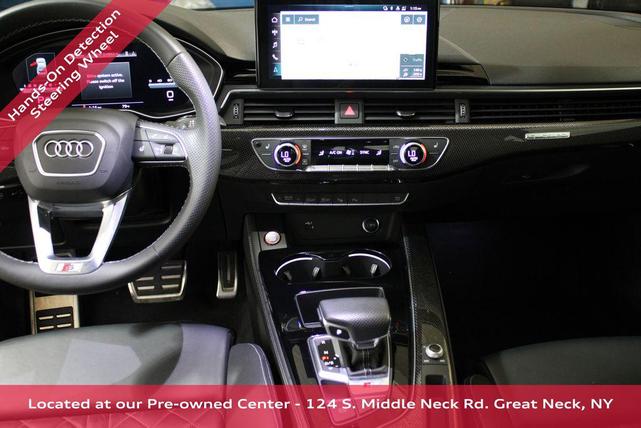Photo of 2022 Daytona Gray Pearl Effect Audi S5