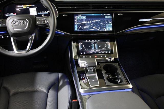Photo of 2025 Samurai Gray Metallic Audi Q7