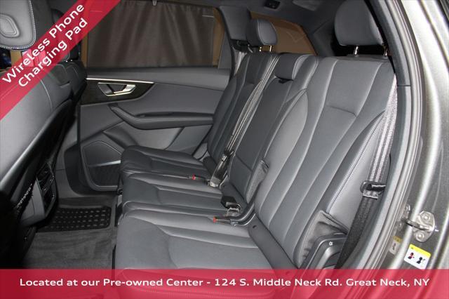 Photo of 2025 Samurai Gray Metallic Audi Q7