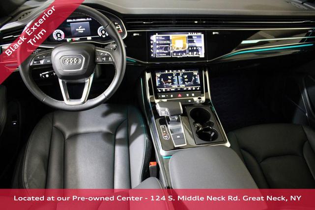 Photo of 2024 Satellite Silver Metallic Audi Q8