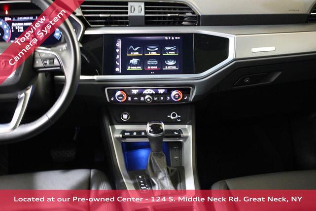 Photo of 2022 Mythos Black Metallic Audi Q3