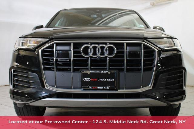Photo of 2023 Mythos Black Metallic Audi Q7