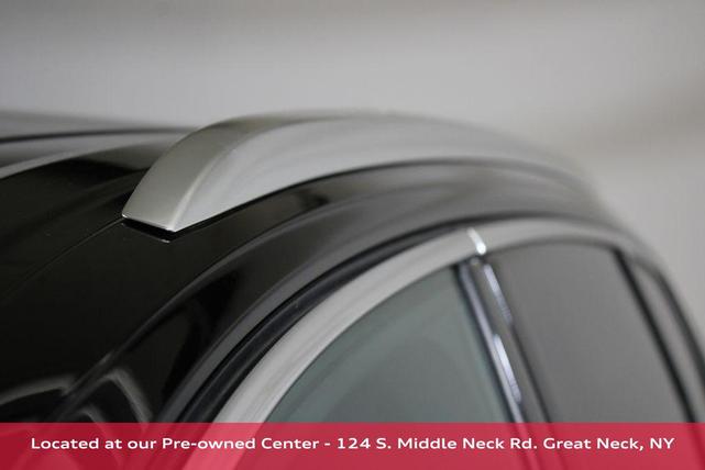 Photo of 2023 Mythos Black Metallic Audi Q7