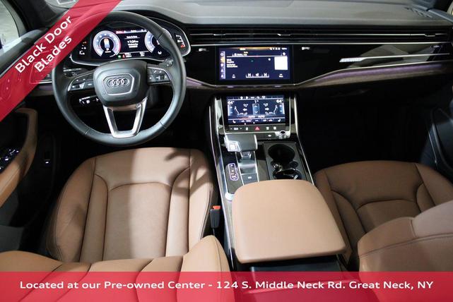 Photo of 2025 Sakhir Gold Metallic Audi Q7