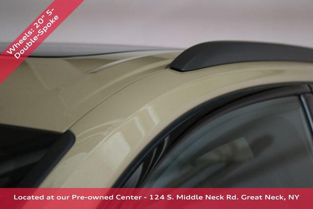 Photo of 2025 Sakhir Gold Metallic Audi Q7