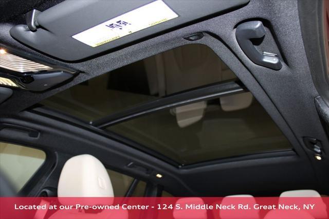Photo of 2022 Aventurin Red Metallic BMW X3