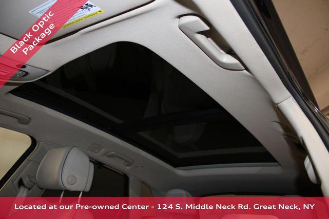 Photo of 2022 Mythos Black Metallic Audi Q5