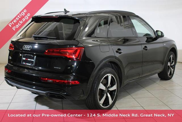 Photo of 2022 Mythos Black Metallic Audi Q5