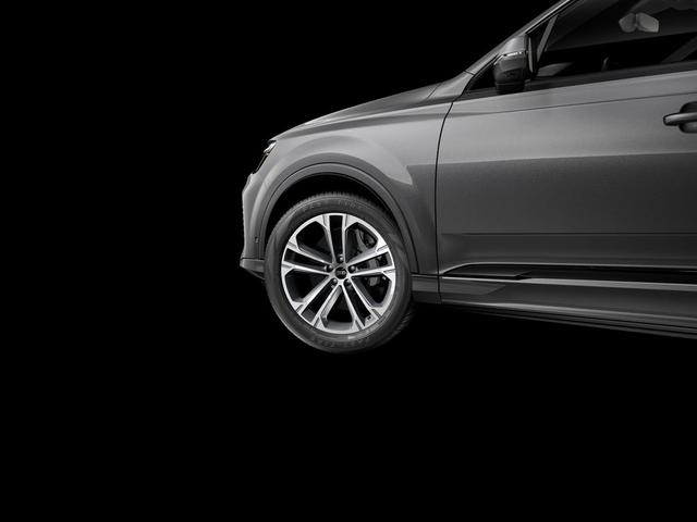 Photo of 2026 Samurai Gray Metallic Audi Q7
