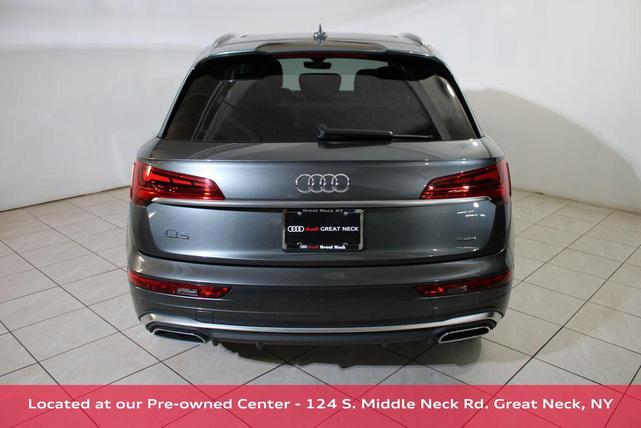 Photo of 2022 Daytona Gray Pearl Effect Audi Q5