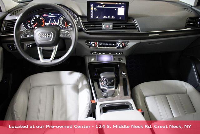 Photo of 2022 Daytona Gray Pearl Effect Audi Q5