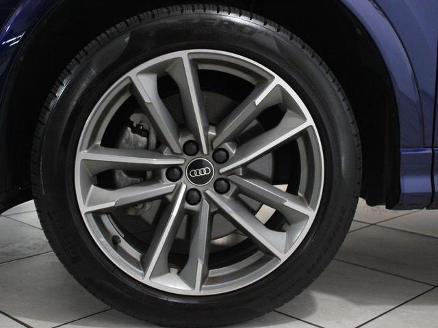 Photo of 2022 Navarra Blue Metallic Audi Q3