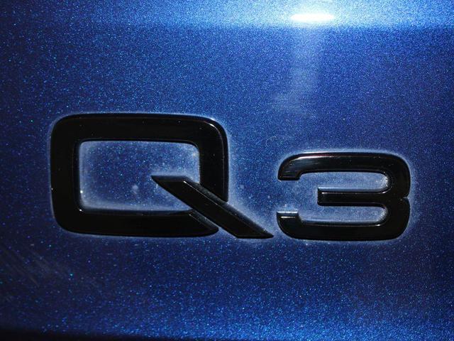 Photo of 2022 Navarra Blue Metallic Audi Q3