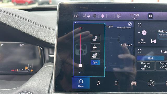 Photo of 2022 Black Jeep Compass