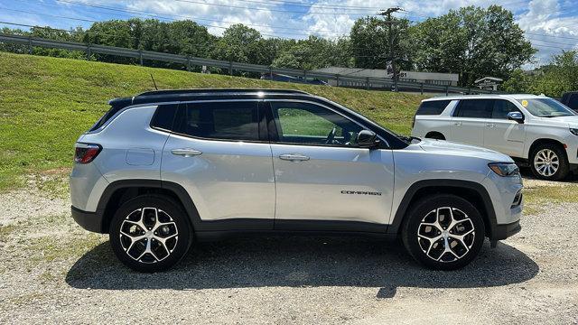 Photo of 2024 Gray Jeep Compass