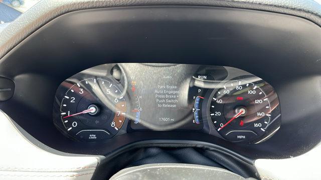 Photo of 2024 Gray Jeep Compass
