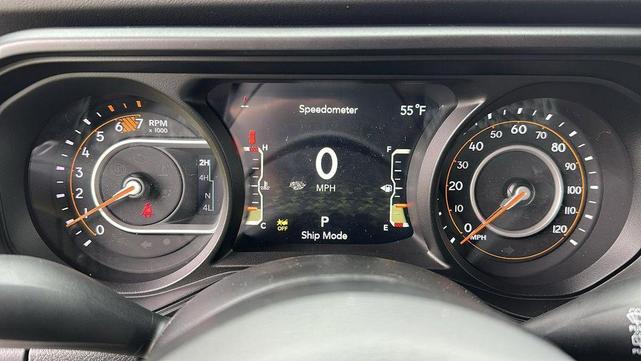 Photo of 2025 Bright White Clearcoat Jeep Wrangler