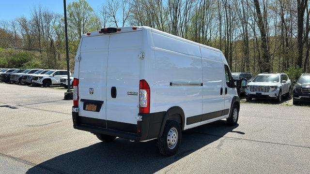 Photo of 2023 White RAM ProMaster 2500