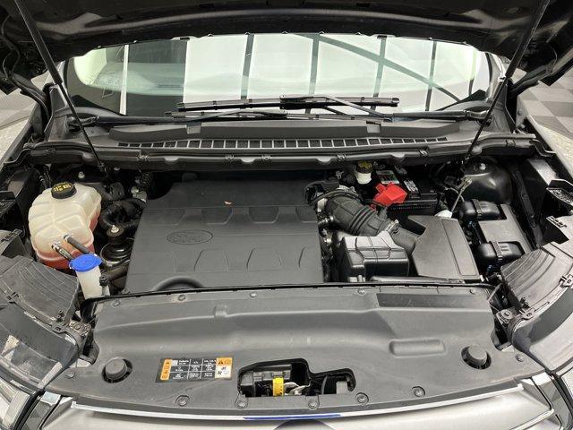 Photo of 2017 Magnetic Metallic Ford Edge