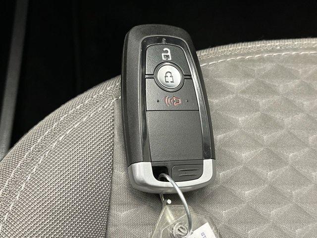 Photo of 2021 Oxford White Ford Escape