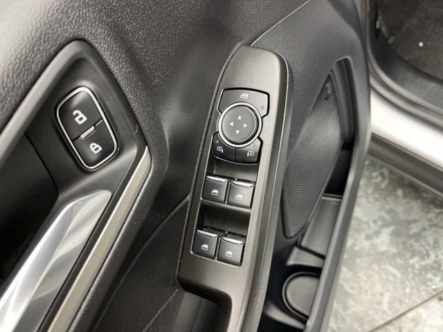 Photo of 2021 Oxford White Ford Escape