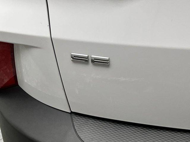 Photo of 2021 Oxford White Ford Escape