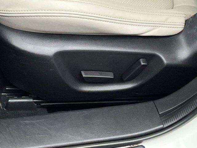 Photo of 2016 Snowflake White Pearl Mazda Mazda6