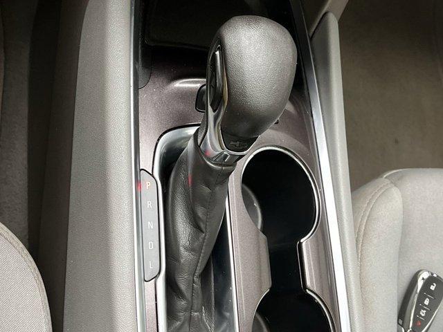 Photo of 2021 Summit White Chevrolet Malibu