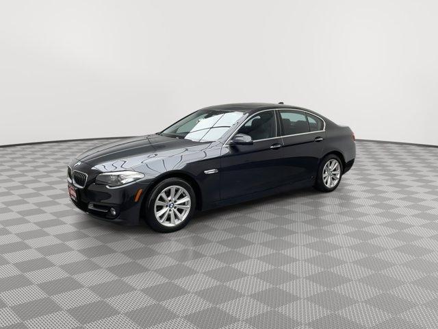 Photo of 2015 Jet Black BMW 528