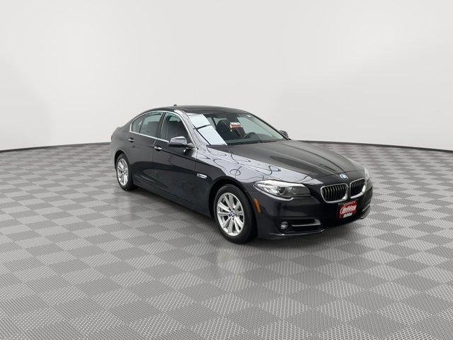 Photo of 2015 Jet Black BMW 528