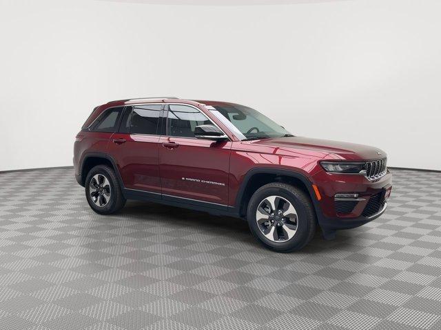 Photo of 2023 Velvet Red Pearlcoat Jeep Grand Cherokee 4xe