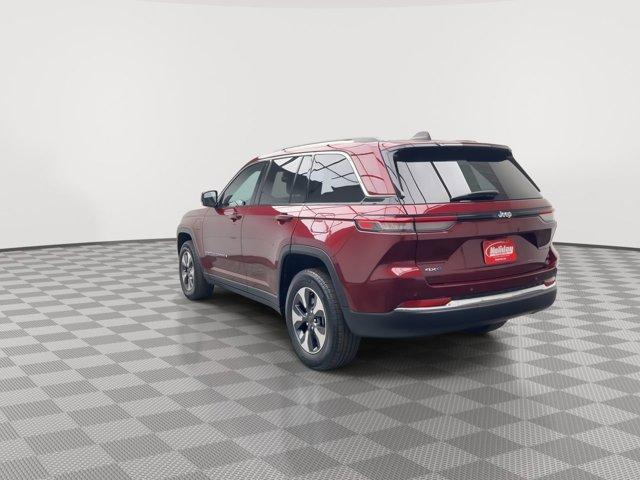 Photo of 2023 Velvet Red Pearlcoat Jeep Grand Cherokee 4xe