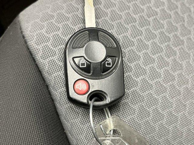 Photo of 2018 Blue Metallic Ford Escape