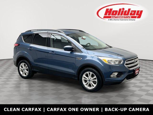 Photo of 2018 Blue Metallic Ford Escape