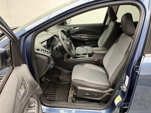 Photo of 2018 Blue Metallic Ford Escape