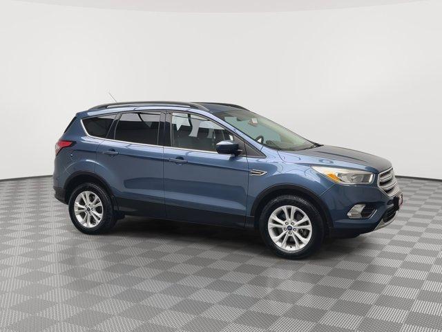 Photo of 2018 Blue Metallic Ford Escape