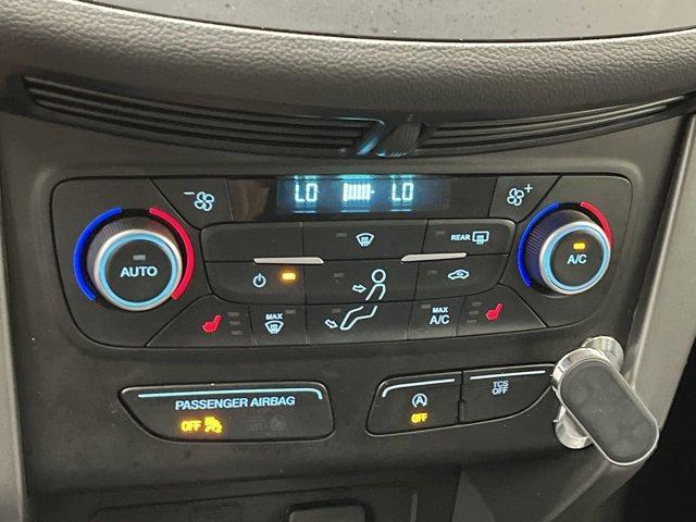 Photo of 2018 Blue Metallic Ford Escape