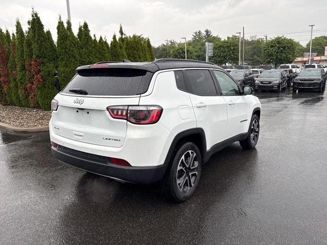 Photo of 2023 Bright White Clearcoat Jeep Compass