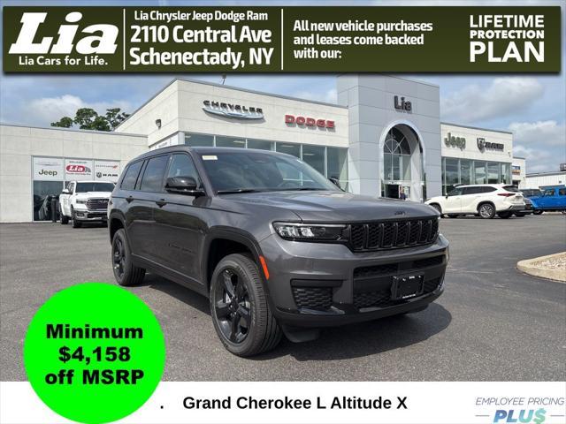 Photo of 2025 Baltic Gray Metallic Clearcoat Jeep Grand Cherokee L