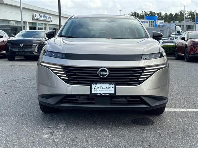 Photo of 2025 Champagne Silver Metallic Nissan Murano