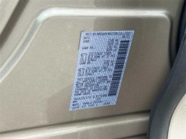 Photo of 2025 Champagne Silver Metallic Nissan Murano