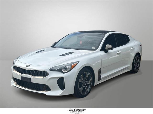 Photo of 2020 Snow White Pearl Kia Stinger