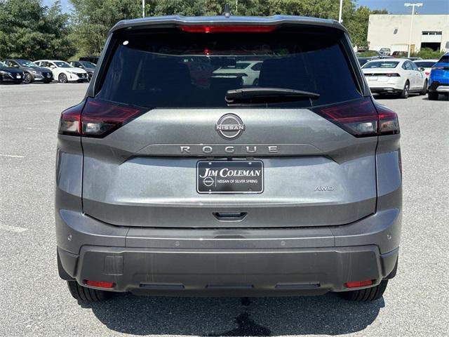 Photo of 2025 Gun Metallic Nissan Rogue