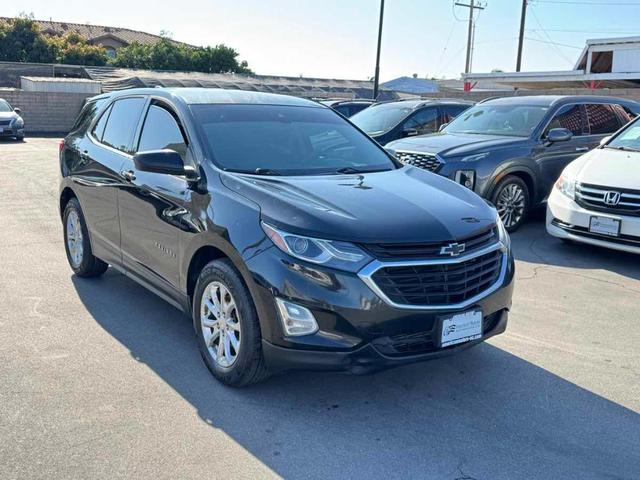Photo of 2020 Mosaic Black Metallic Chevrolet Equinox