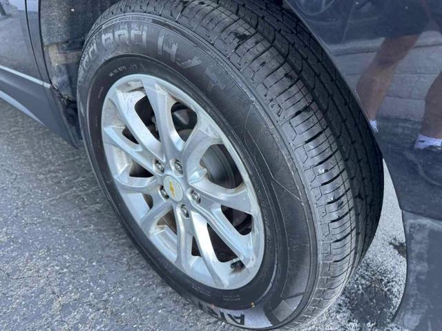 Photo of 2020 Mosaic Black Metallic Chevrolet Equinox