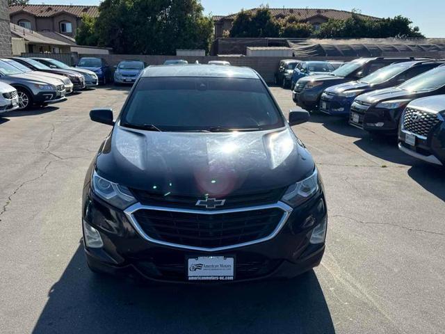 Photo of 2020 Mosaic Black Metallic Chevrolet Equinox