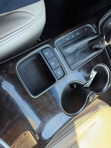 Photo of 2015 Sage Green Kia Sorento